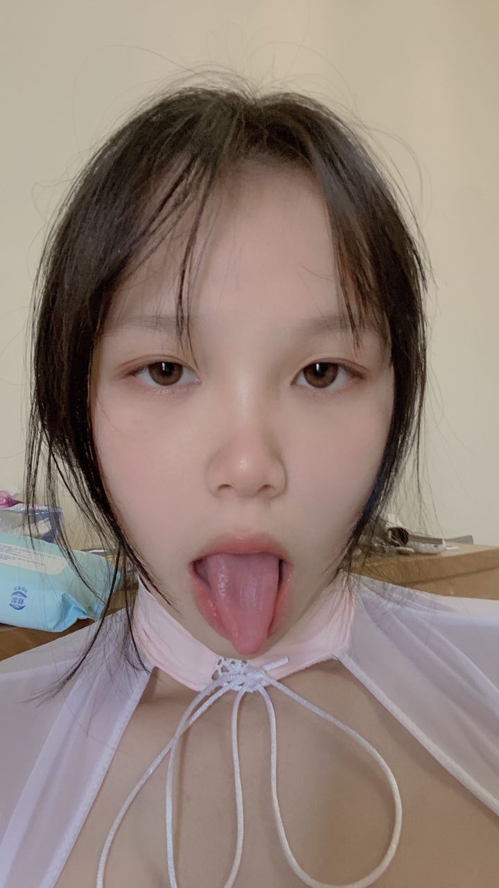 【2023-08-15】My first Q&A on onlyfans !.m4v